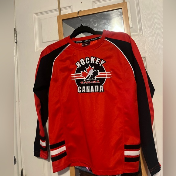 Team Canada Other - Vintage Boys Medium 10-12 Hockey Jersey Team Canada Olympics Jersey